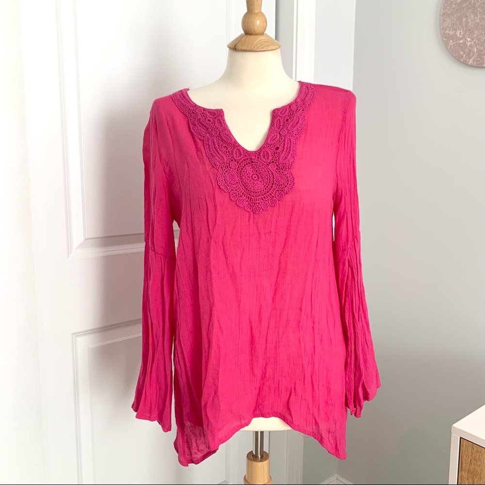 Spense Size Medium Women’s Bright Pink Boho Top with Crochet Neckline